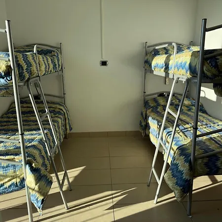 Seven & Hostel
