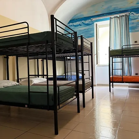 Hostel Seven & *