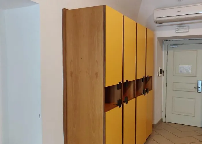 세븐 호스텔&룸 *