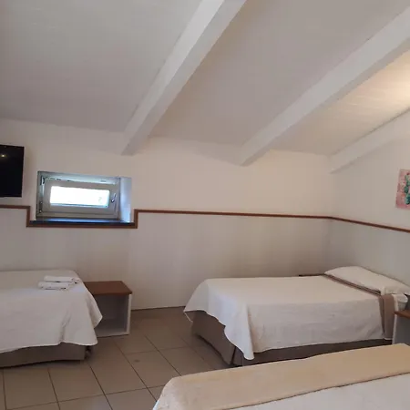 Seven & Auberge de jeunesse Sant'Agnello