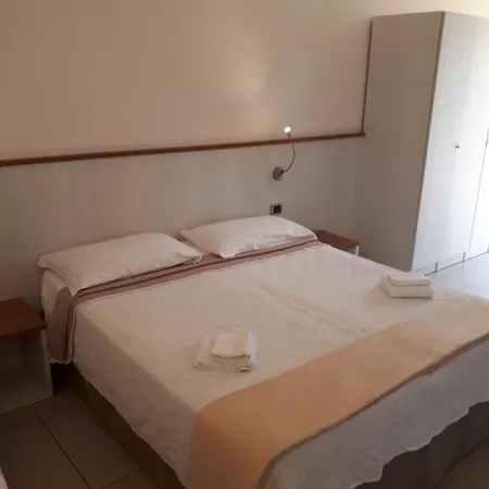 Hostel Seven &