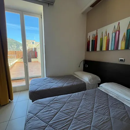 Seven & Auberge de jeunesse Sant'Agnello