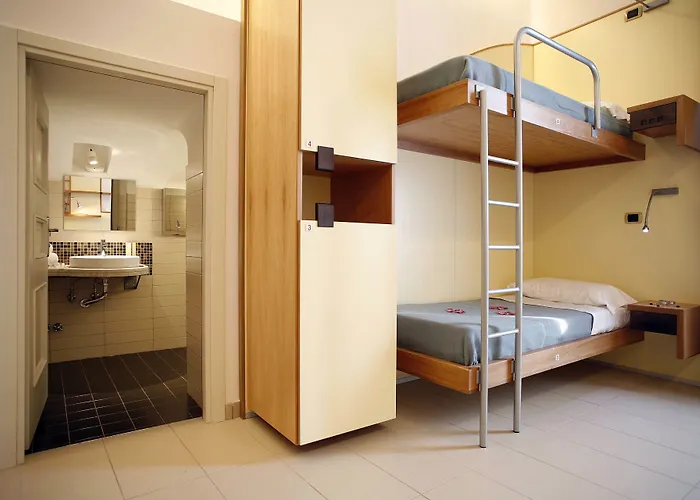 Seven & Хостел