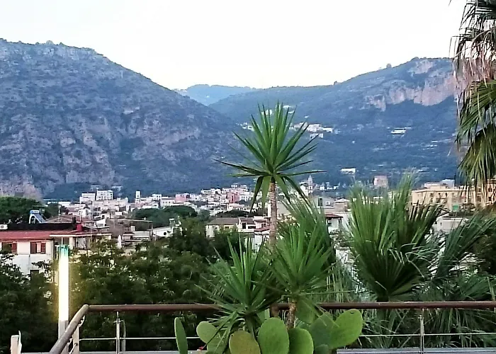 Seven & * Sant'Agnello