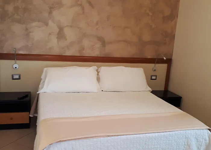 Hostel Seven &