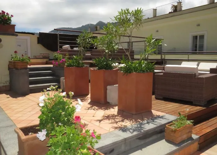 Seven & Хостел *